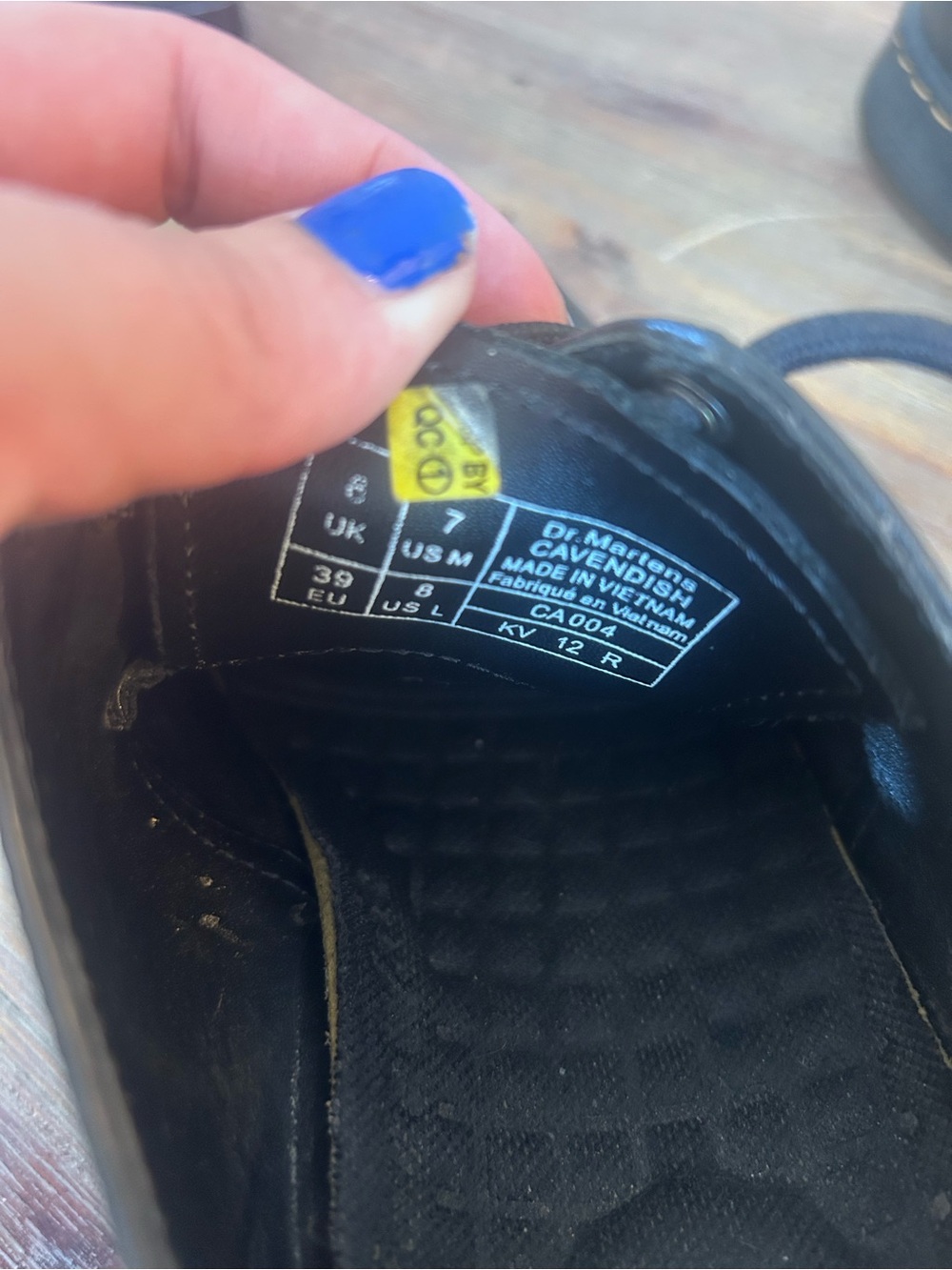 🖤 Dr. Martens Cavendish 3-Eye Leather Oxford Shoes - Picture 8 of 9